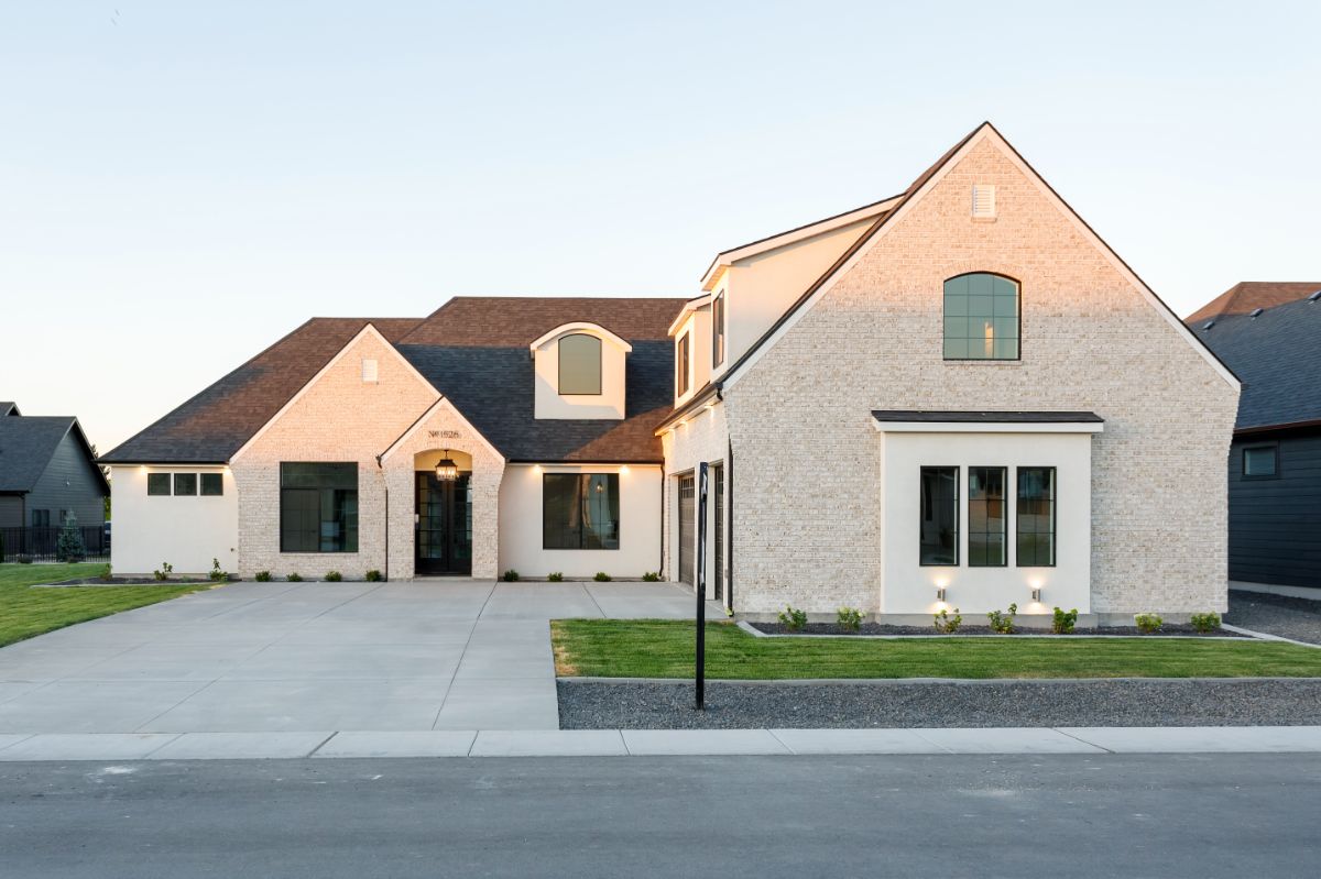 Exterior of the Parker, a custom luxury home in Twin Falls, ID.